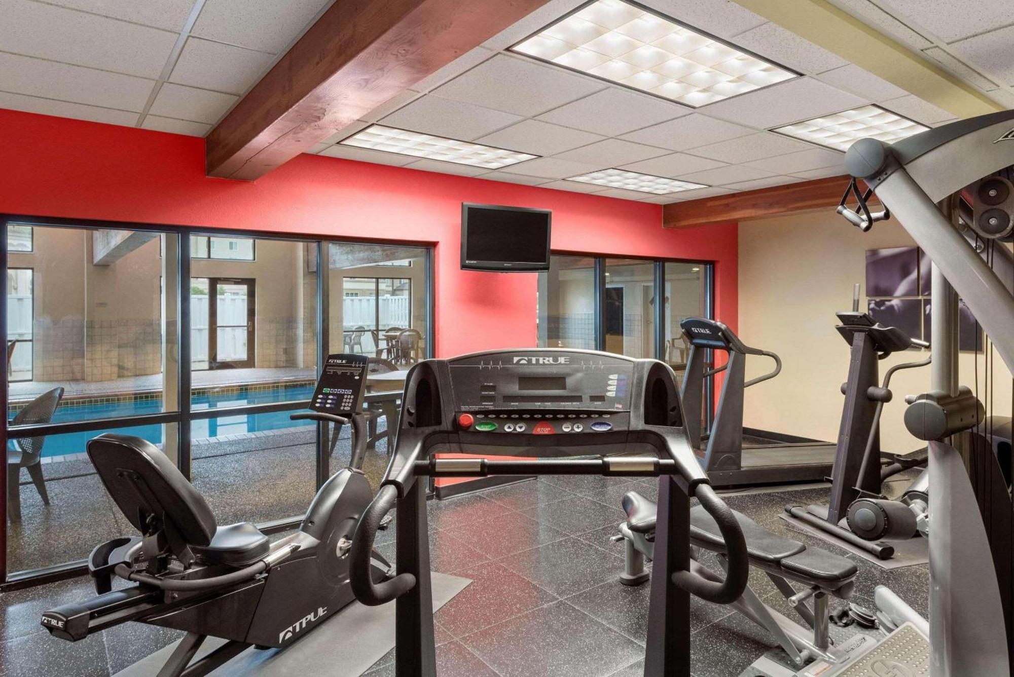 Country Inn & Suites By Radisson, Council Bluffs, Ia מראה חיצוני תמונה