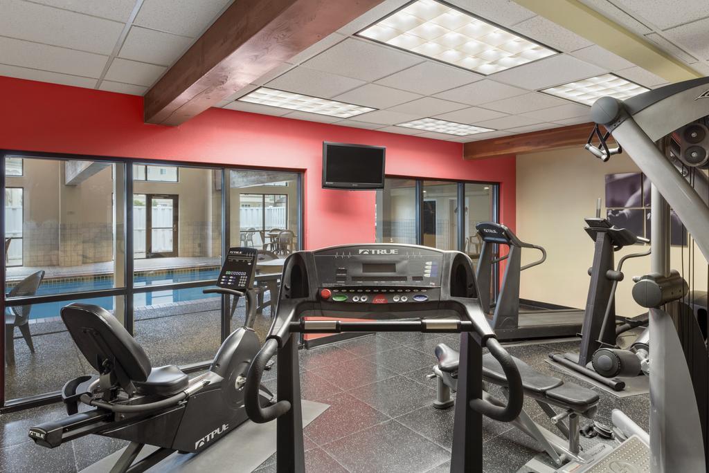 Country Inn & Suites By Radisson, Council Bluffs, Ia מראה חיצוני תמונה